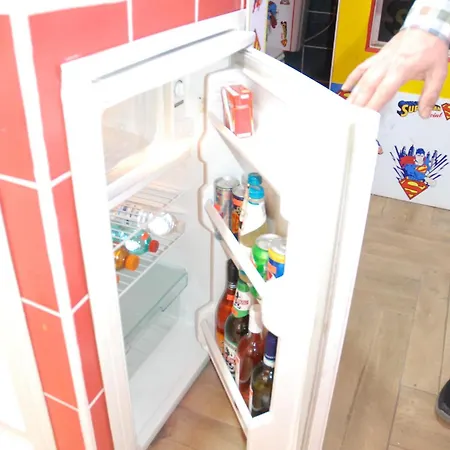 Superman Point Airport Pensjonat