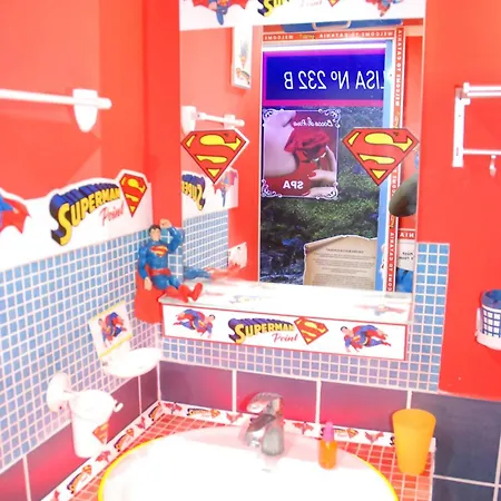 Superman Point Airport Pensjonat